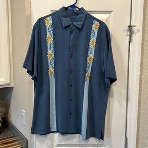 Tommy Bahama silk button-down. Size large.